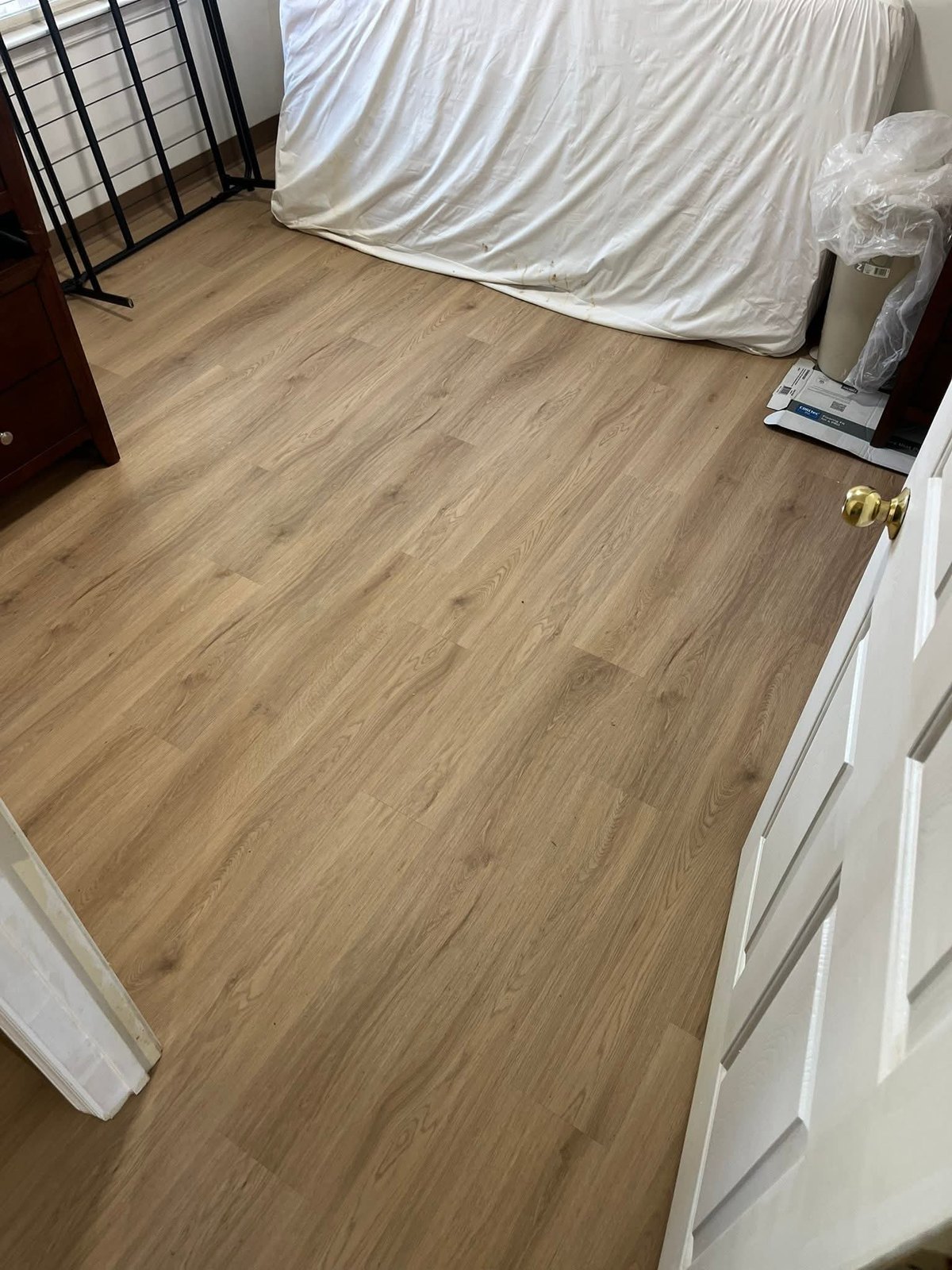 Light wood-look flooring
